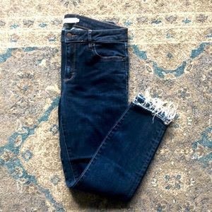 HIDDEN Raw hem dark wash jeans